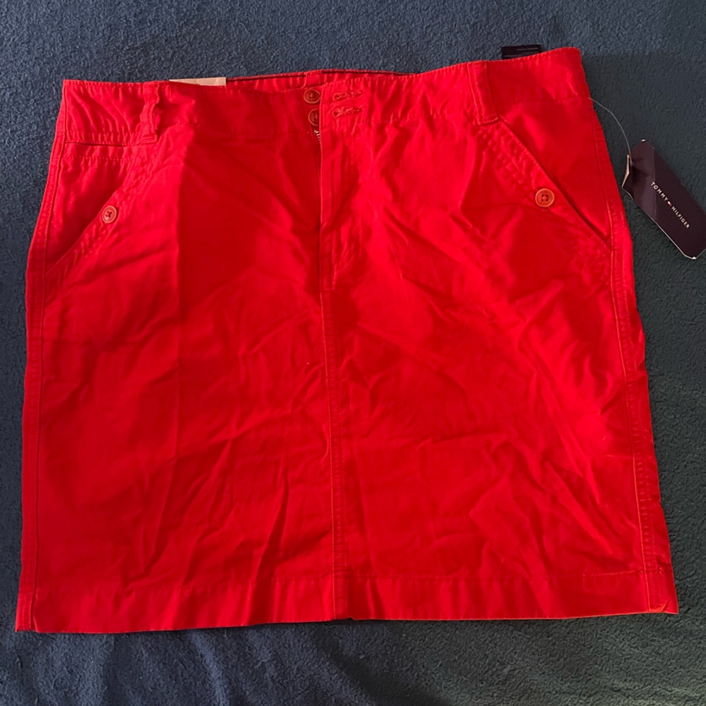 !! Tommy Hilfiger Skirt !!